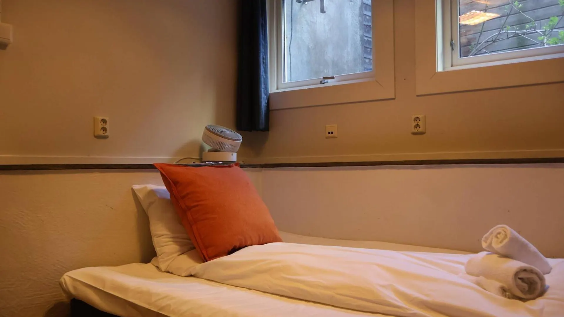 ברגן Dinbnb Apartments I Charming 3-Bedroom In The Heart Of The City 0*,
